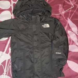 Boys north face hyvent rain/wind xxs